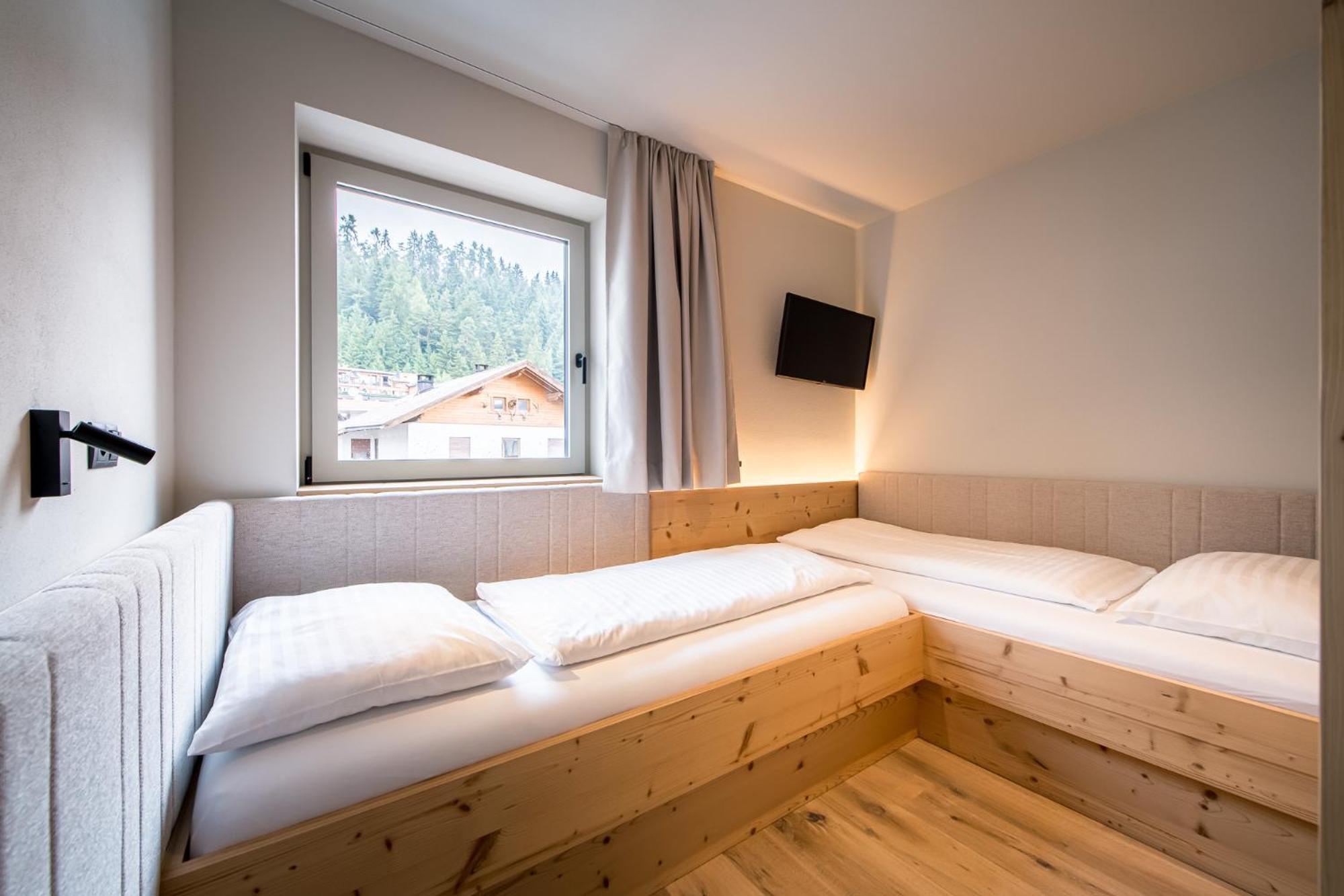 Hotel Sonnenheim Кьенес Экстерьер фото